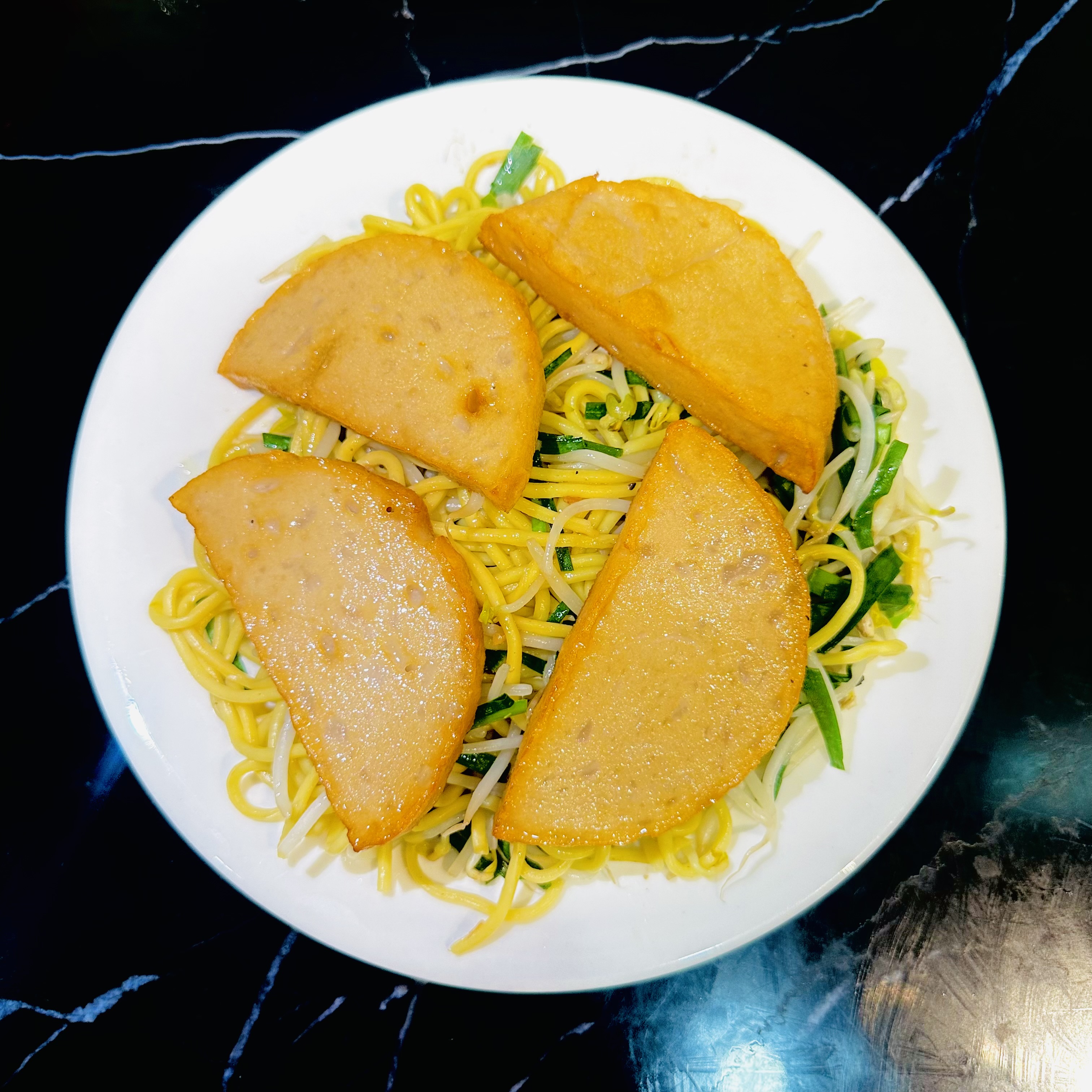 មីឆាប៉ាត់តេ